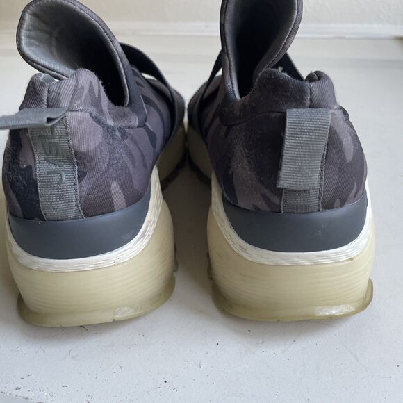 J Slides Grey Camouflage Slip On Round‎ Toe Sneakers Shoes Size 6 Camo *READ - Picture 5 of 11